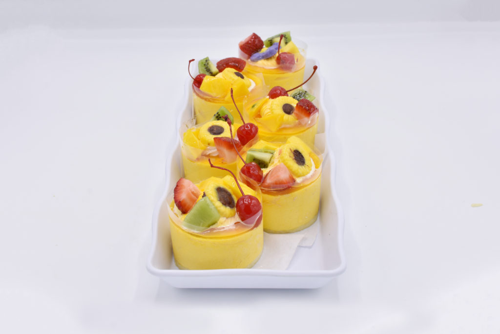 Mango Mousse (piece cake gift set)